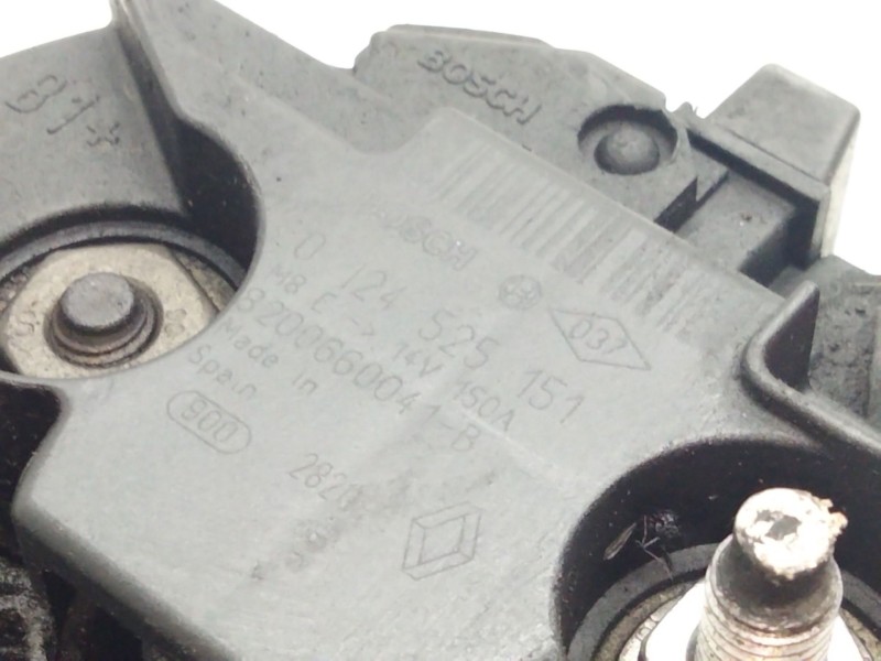 Recambio de alternador para renault grand scénic iii (jz0/1_) 1.9 dci referencia OEM IAM 8200660041  