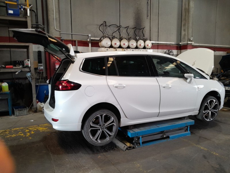 opel zafira tourer c (p12) del año 2015