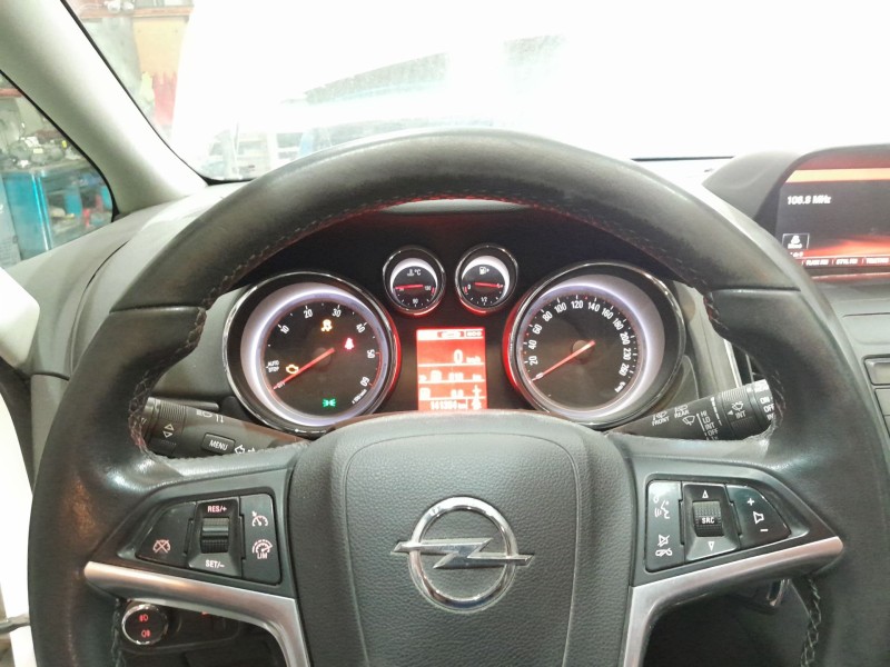 opel zafira tourer c (p12) del año 2015