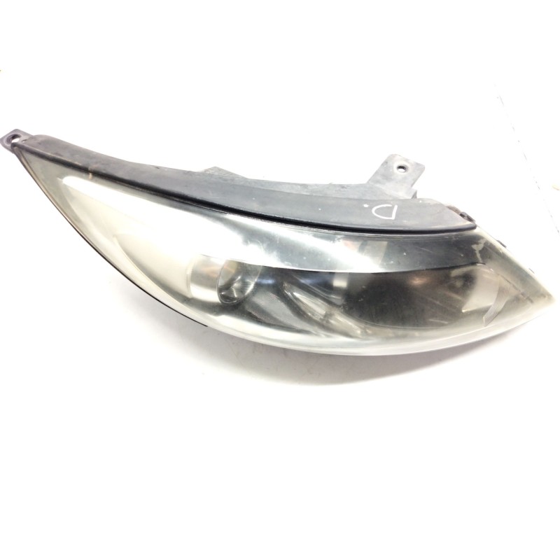 Recambio de faro derecho para kia sportage iii (sl) 1.7 crdi referencia OEM IAM 921023U250  