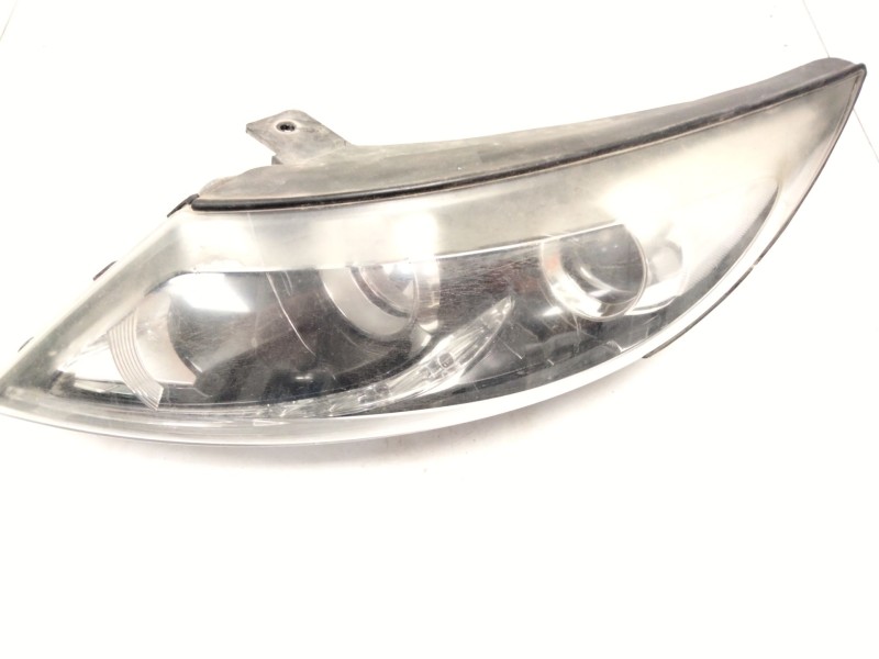 Recambio de faro izquierdo para kia sportage iii (sl) 1.7 crdi referencia OEM IAM 921013U250  