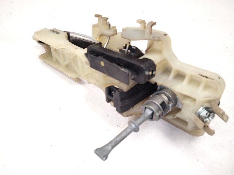 Recambio de maneta exterior delantera izquierda para kia sportage iii (sl) 1.7 crdi referencia OEM IAM   