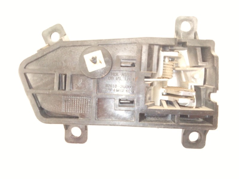 Recambio de maneta interior delantera izquierda para kia sportage iii (sl) 1.7 crdi referencia OEM IAM 826103U000  