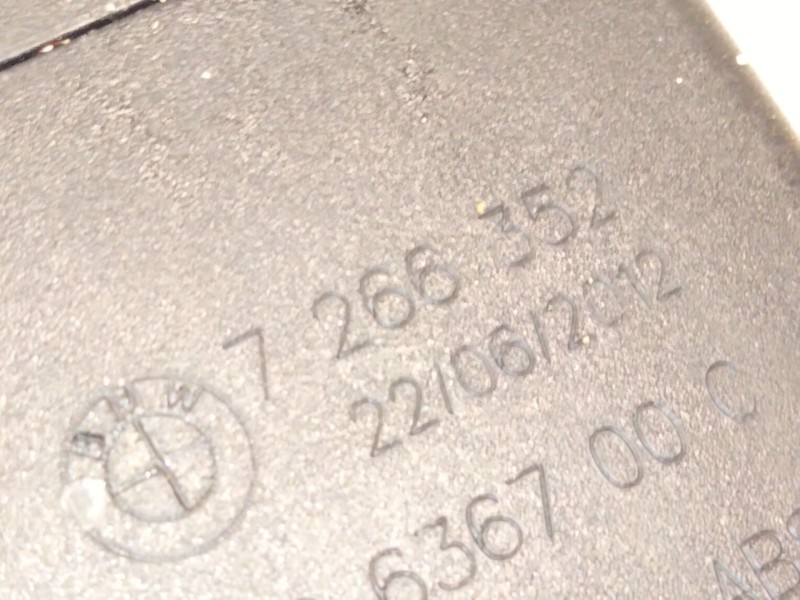 Recambio de enganche cinturon trasero central para bmw 3 (f30, f80) 318 d referencia OEM IAM 7266352  