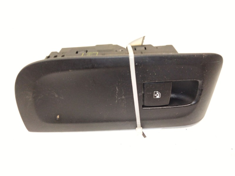Recambio de mando elevalunas delantero derecho para opel zafira tourer c (p12) 2.0 biturbo cdti (75) referencia OEM IAM 13301886