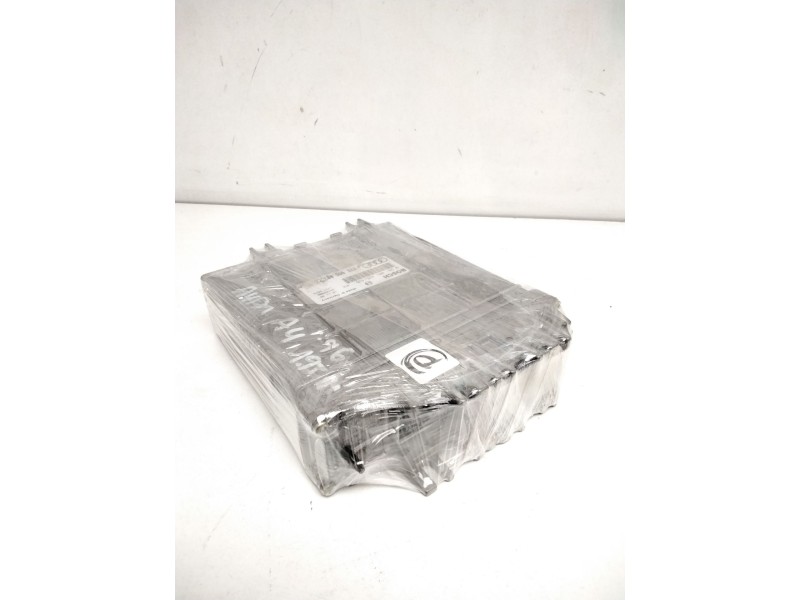 Recambio de centralita motor uce para audi a4 avant (b5) 1.9 tdi referencia OEM IAM 0281001425 028906021CE 028906021