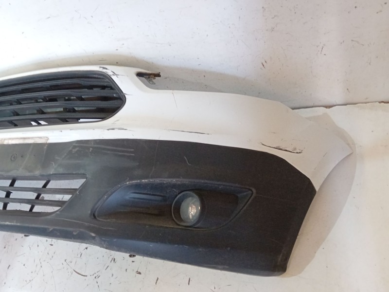 Recambio de paragolpes delantero para ford transit courier b460 monospace 1.6 tdci referencia OEM IAM 17617757  