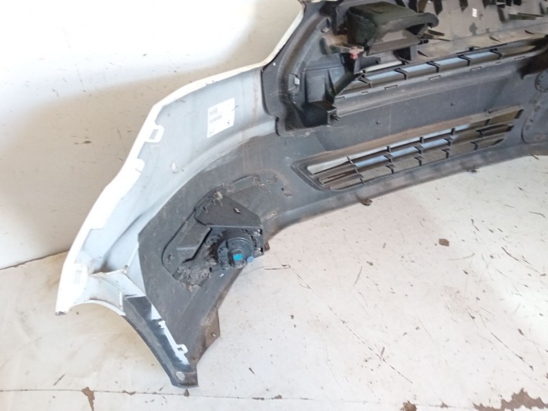 Recambio de paragolpes delantero para ford transit courier b460 monospace 1.6 tdci referencia OEM IAM 17617757  