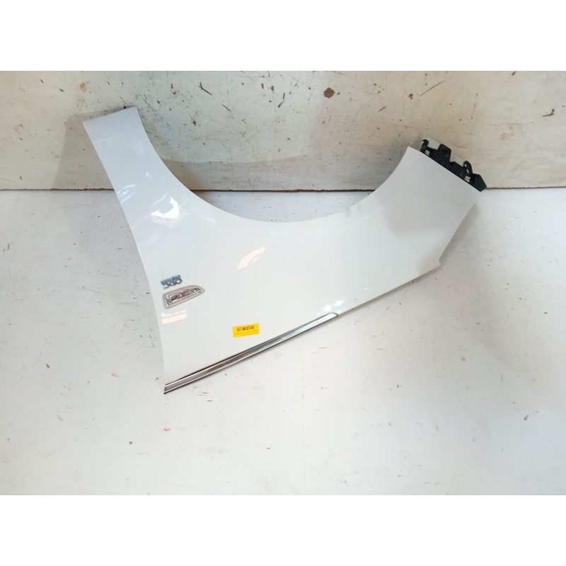 Recambio de aleta delantera izquierda para opel zafira tourer c (p12) 2.0 biturbo cdti (75) referencia OEM IAM   