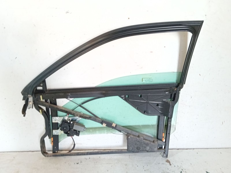 Recambio de elevalunas delantero derecho para audi a3 (8l1) 1.6 referencia OEM IAM 8L3837754A  