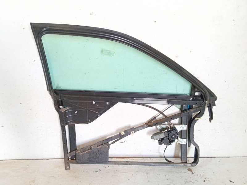 Recambio de elevalunas delantero izquierdo para audi a3 (8l1) 1.6 referencia OEM IAM 8L3337753A  