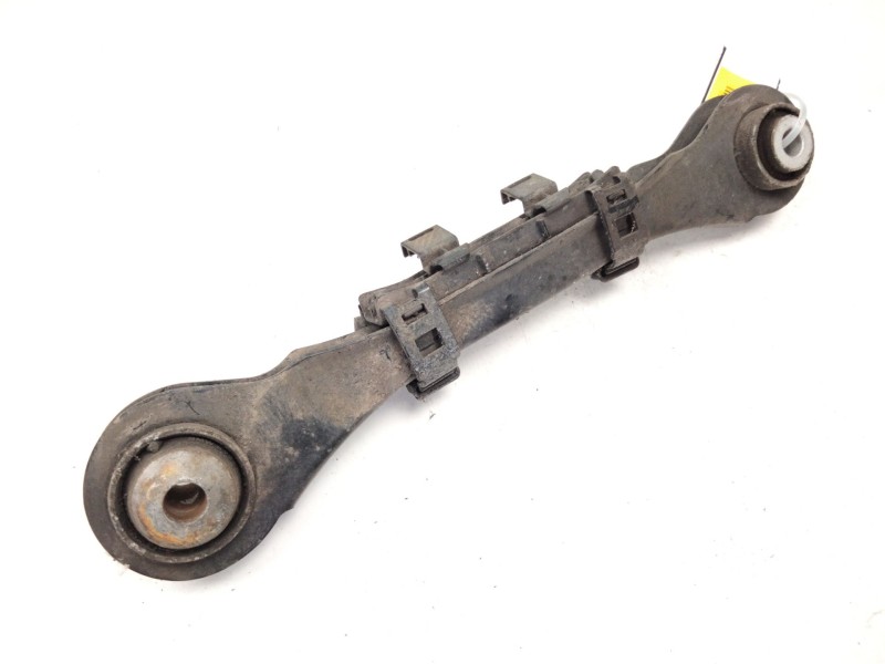 Recambio de brazo suspension superior trasero derecho para bmw 3 (f30, f80) 318 d referencia OEM IAM 6792544  