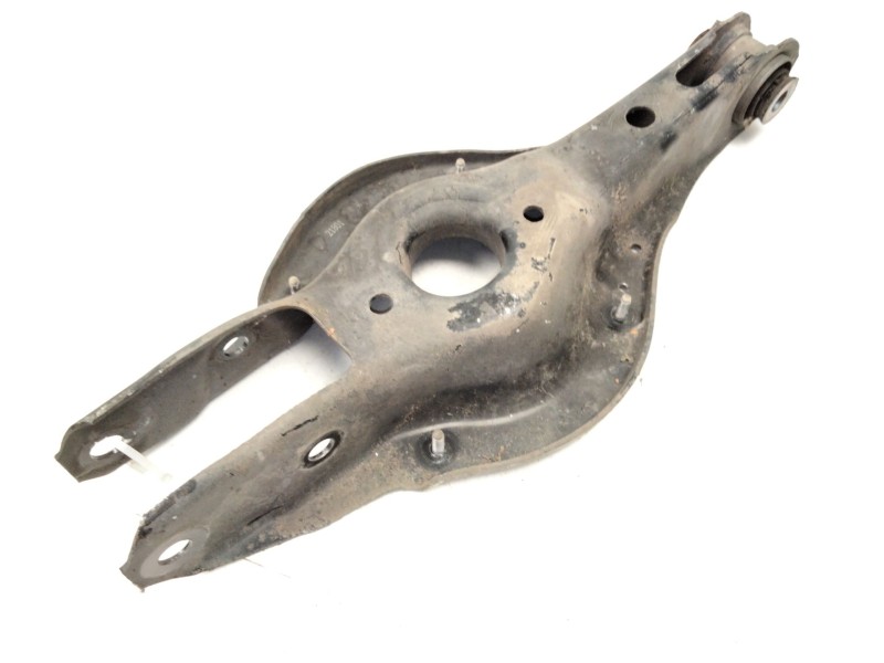 Recambio de brazo suspension inferior trasero izquierdo para bmw 3 (f30, f80) 318 d referencia OEM IAM   