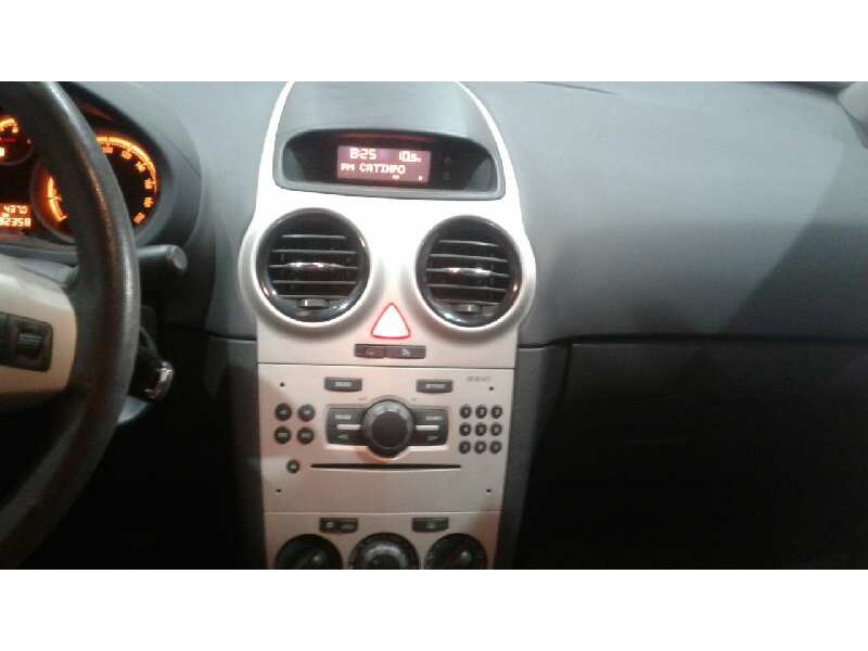 opel corsa d del año 2007