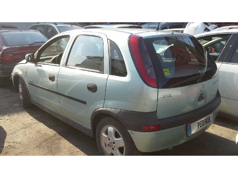 opel corsa c del año 2001