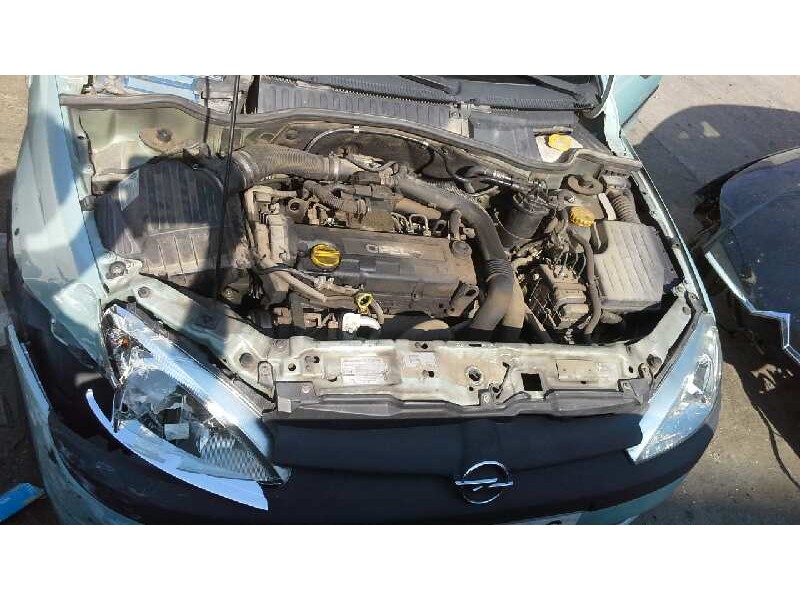opel corsa c del año 2001
