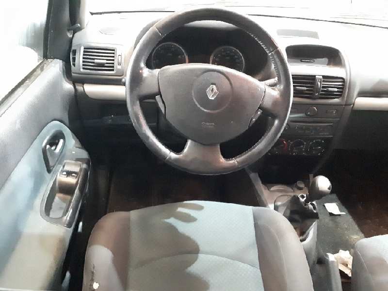 renault clio ii fase ii (b/cb0) del año 2005