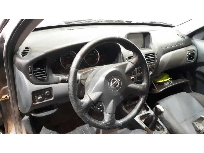 nissan almera (n16/e) del año 2005