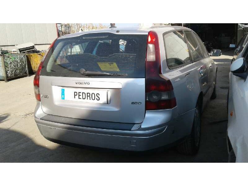 volvo v50 familiar del año 2004