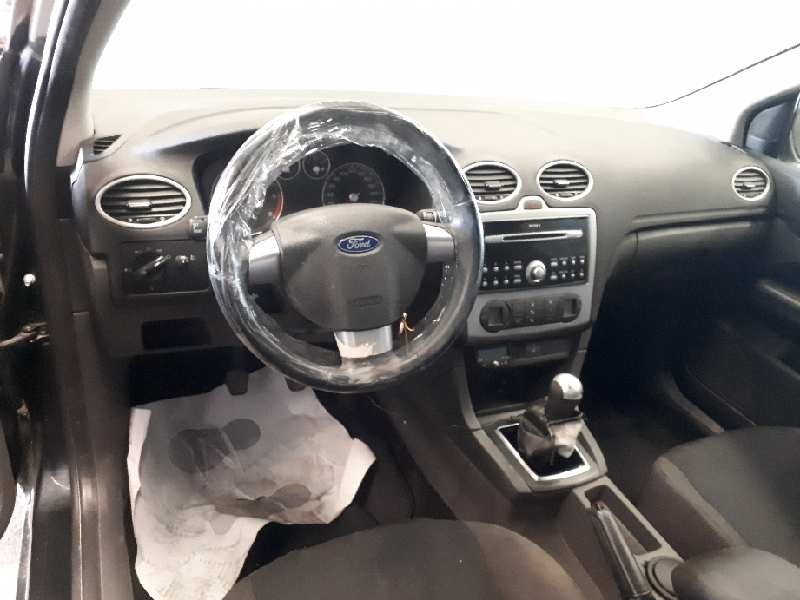 ford focus berlina (cap) del año 2006