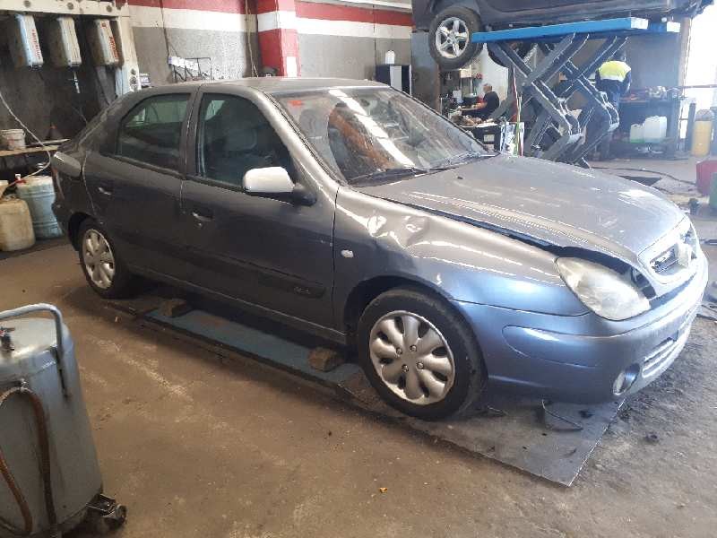 citroën xsara berlina del año 2004