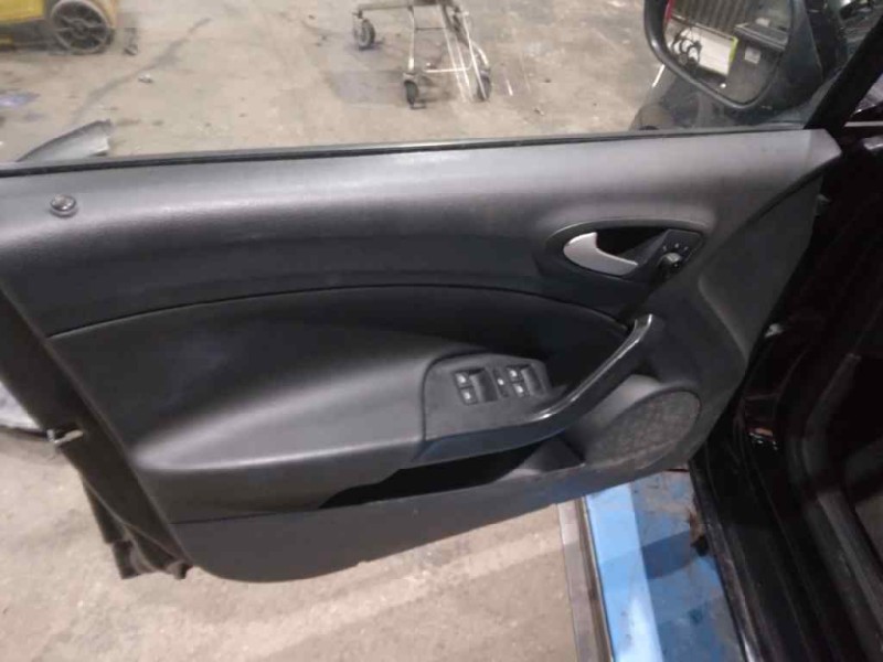 seat ibiza (6j5) del año 2010