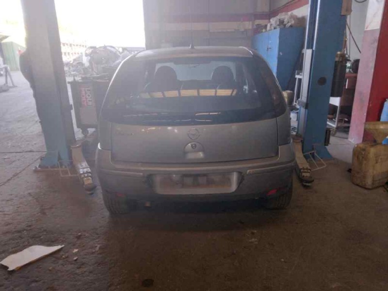 opel corsa c del año 2005