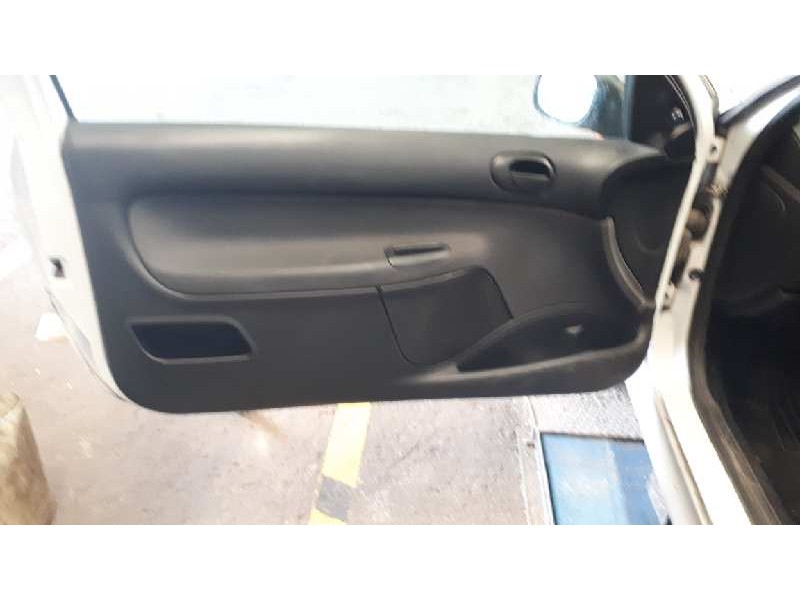 peugeot 206+ del año 2012