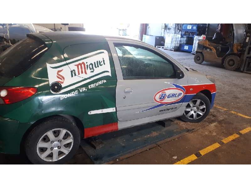 peugeot 206+ del año 2012