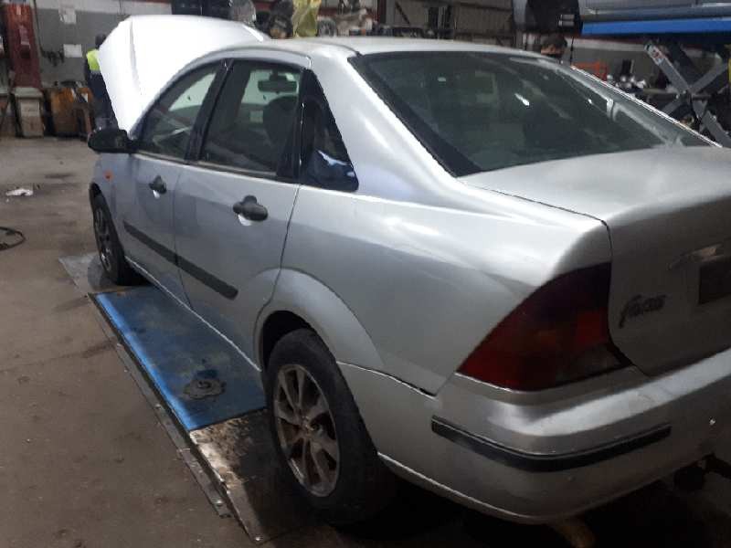 ford focus berlina (cak) del año 2002