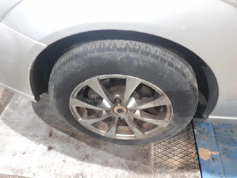 ford focus berlina (cak) del año 2002