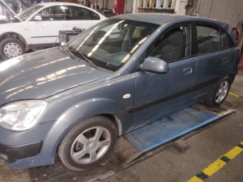 kia rio del año 2006