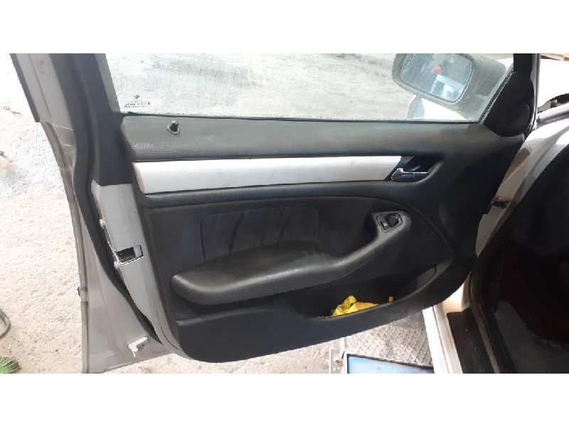 bmw serie 3 berlina (e46) del año 2001