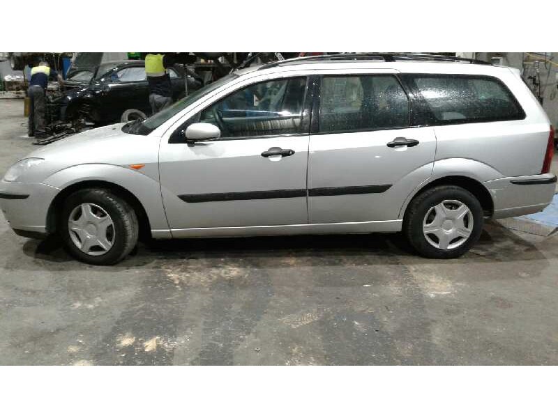 ford focus turnier (cak) del año 2002