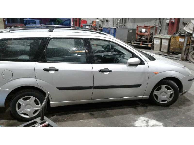ford focus turnier (cak) del año 2002
