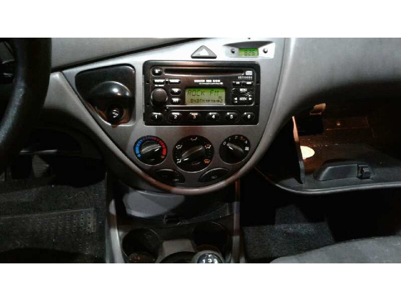 ford focus turnier (cak) del año 2002