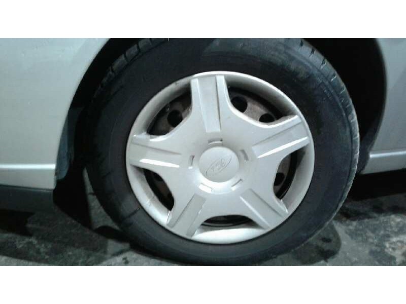 ford focus turnier (cak) del año 2002