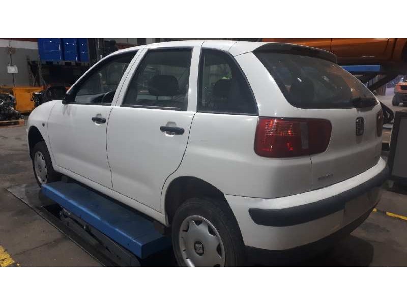 seat ibiza (6k1) del año 2001
