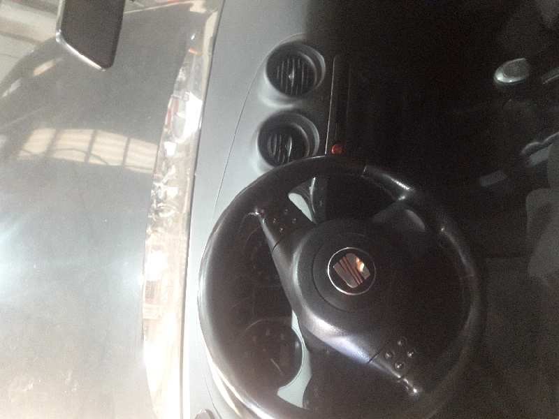 seat ibiza (6l1) del año 2006