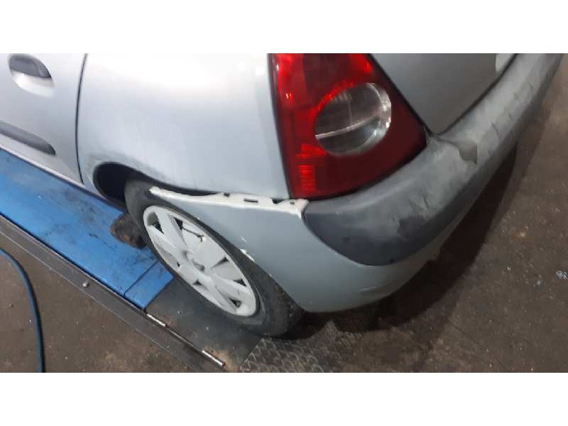 renault clio ii fase ii (b/cb0) del año 2001