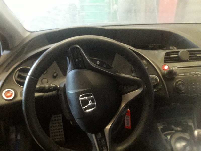 honda civic berlina 5 (fk) del año 2010