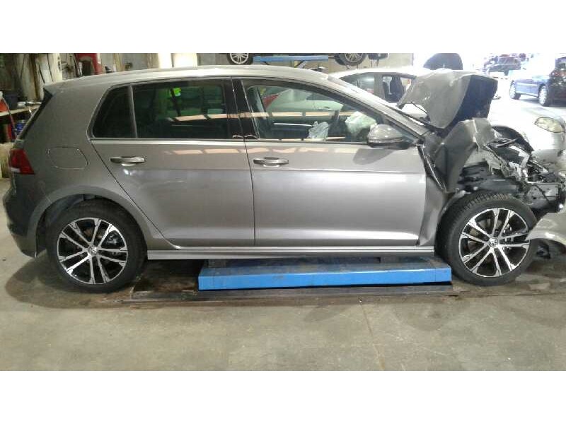 volkswagen golf vii lim. del año 2015