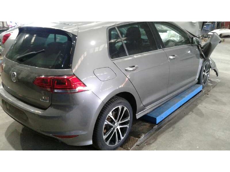volkswagen golf vii lim. del año 2015