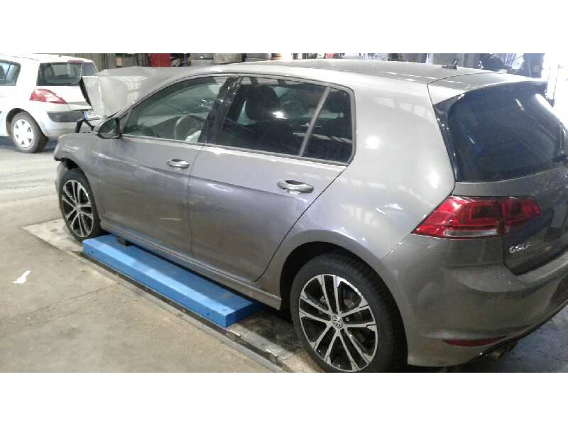 volkswagen golf vii lim. del año 2015