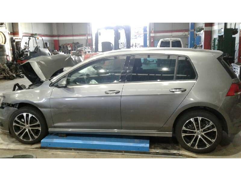 volkswagen golf vii lim. del año 2015