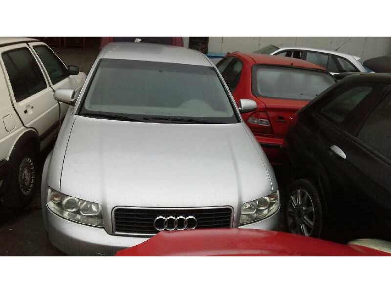 audi a4 berlina (8e) del año 2001