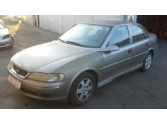 opel vectra b berlina del año 1999