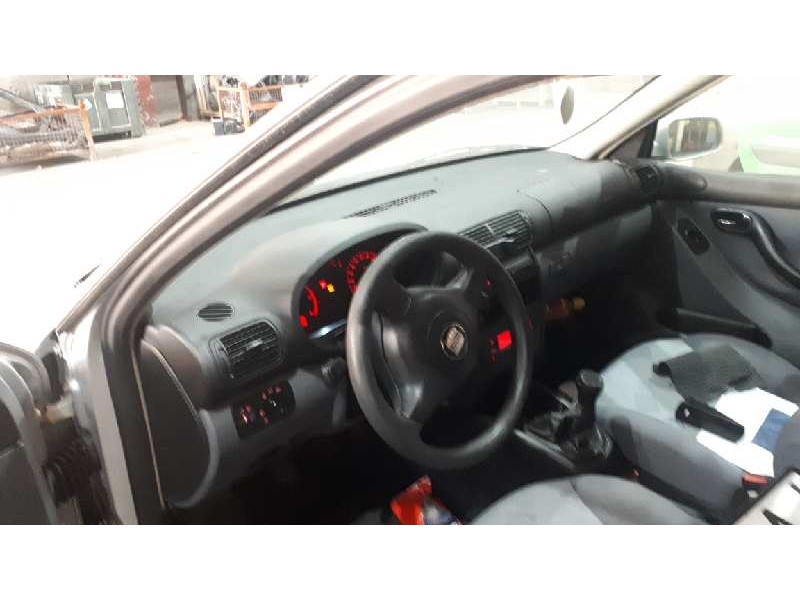 seat leon (1m1) del año 2000