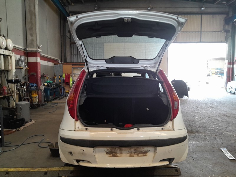 fiat punto (188_) del año 2003