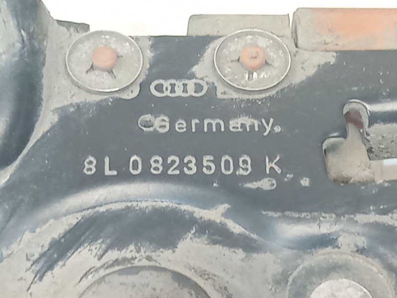Recambio de cerradura capot para audi a3 (8l1) 1.6 referencia OEM IAM 8L0823509  